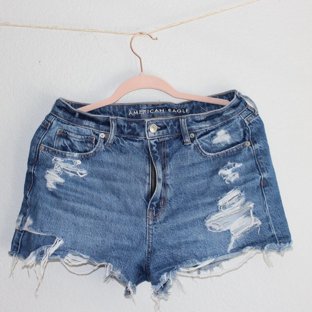 RIPPED JEAN SHORTS